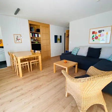 Casa Zundregn - Ein Bijou Mit Privater Terrasse Und E-mobility * Savognin