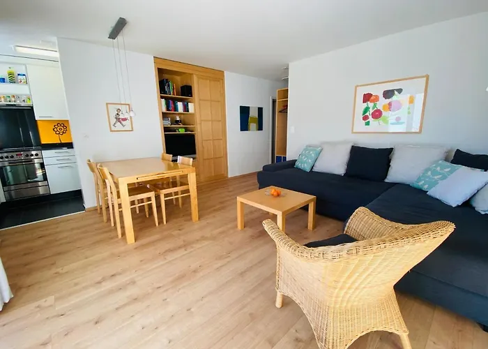 Casa Zundregn - Ein Bijou Mit Privater Terrasse Und E-mobility * Savognin