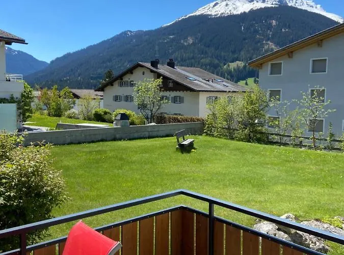 Casa Zundregn - Ein Bijou Mit Privater Terrasse Und E-mobility Apartmán Savognin