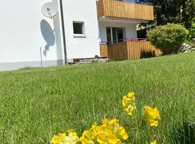 Casa Zundregn - Ein Bijou Mit Privater Terrasse Und E-mobility *